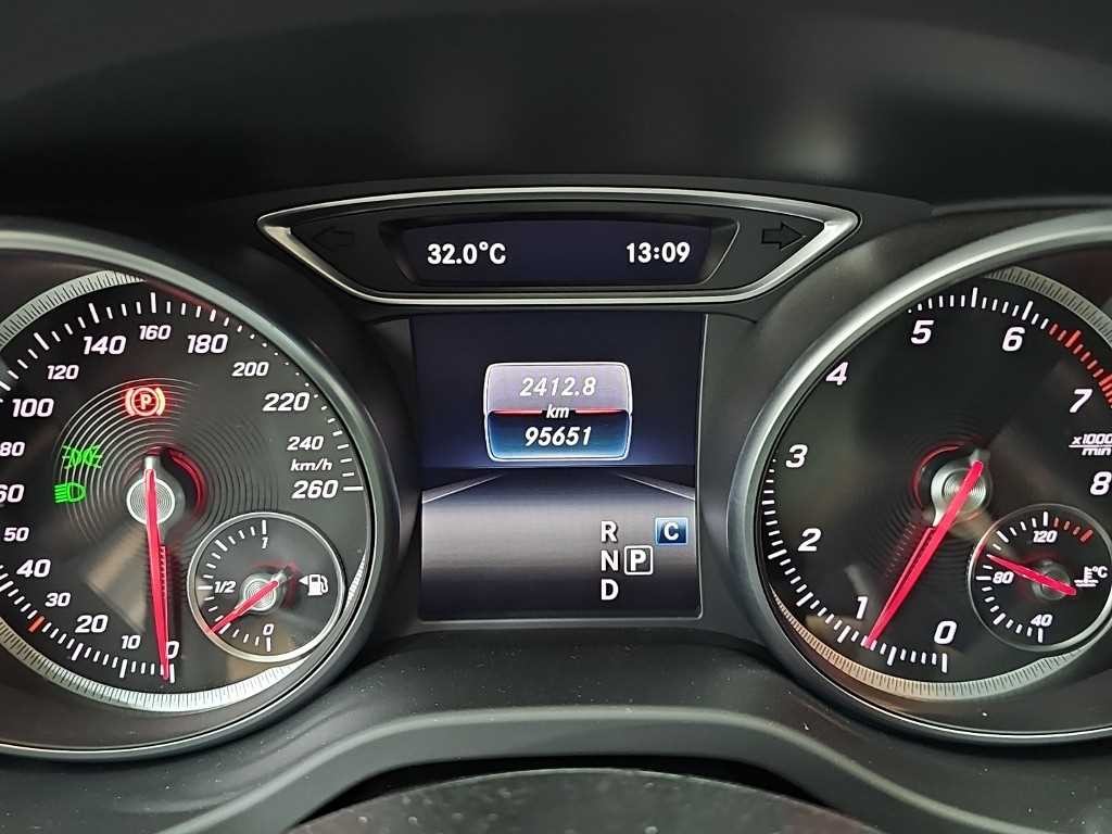 벤츠 CLA 클래스 CLA클래스 CLA 250 4MATIC 이미지 6
