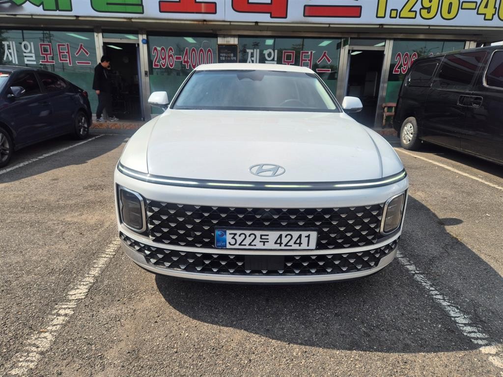 현대 그랜저 그랜저 (GN7) 가솔린 2.5 2WD 익스클루시브 이미지 2
