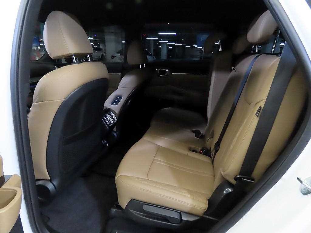 기아 쏘렌토 더 뉴 쏘렌토 4세대 하이브리드 1.6T 4WD 시그니처 그래비티 이미지 7