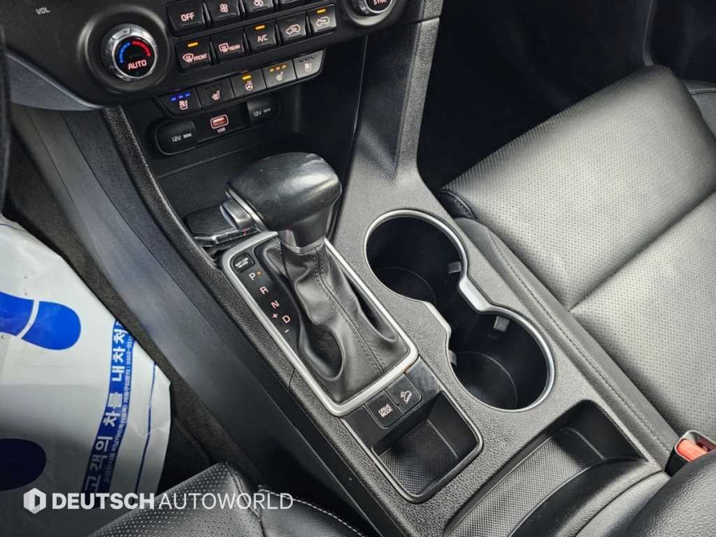 기아 스포티지 스포티지 더 볼드 2.0 디젤 2WD 트렌디 이미지 9