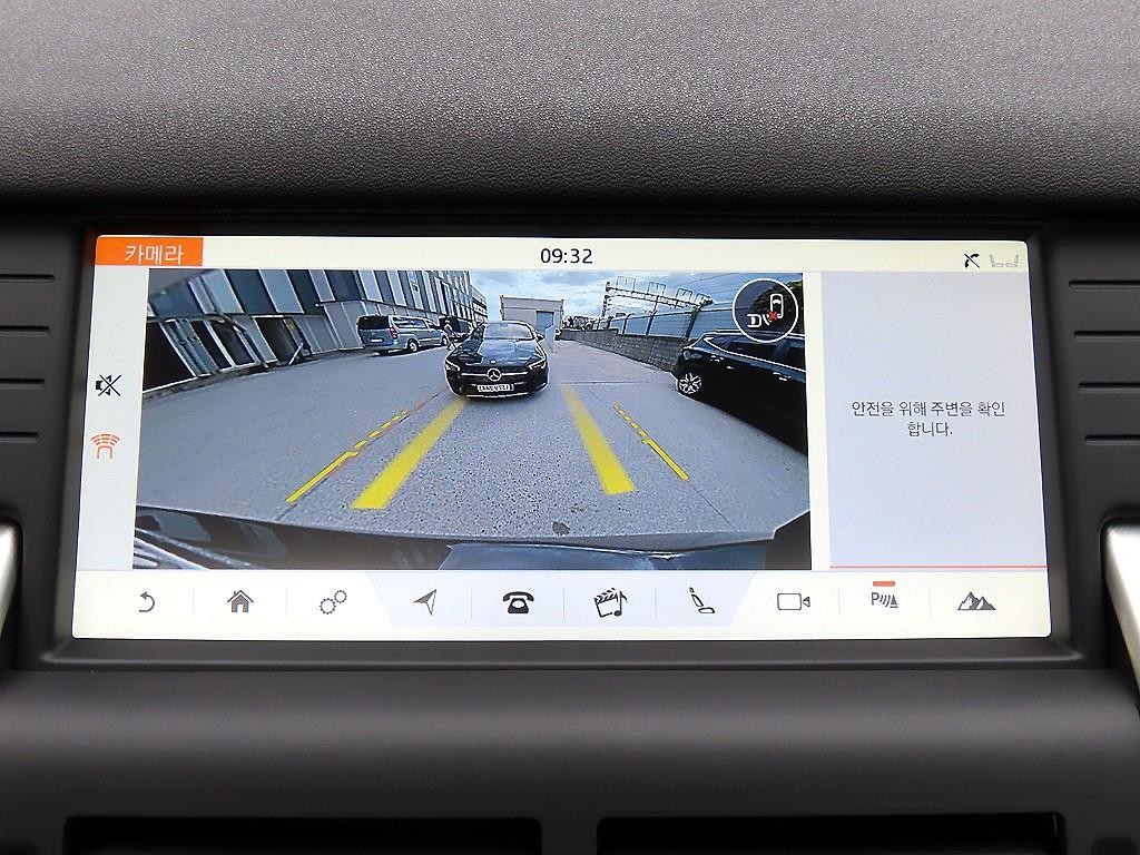 랜드로버 디스커버리 스포츠 2.0 TD4 HSE 럭셔리 이미지 14
