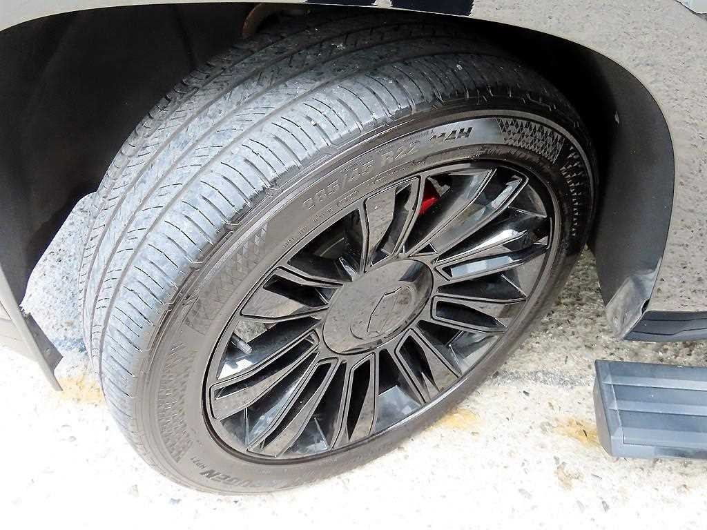캐딜락 에스컬레이드 6.2 V8 ESV 이미지 20