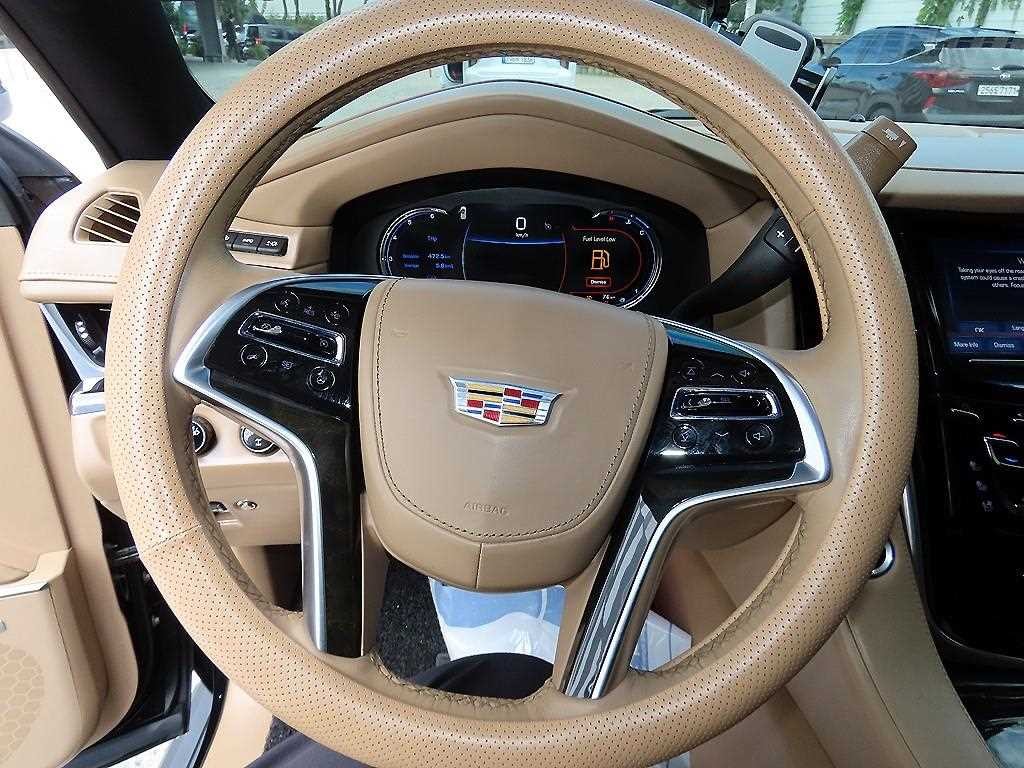 캐딜락 에스컬레이드 6.2 V8 ESV 이미지 8