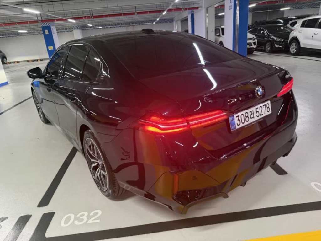 BMW 5시리즈 5시리즈 (G60) 520i M 스포츠 이미지 6