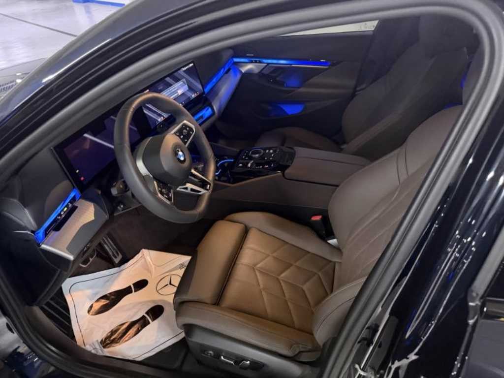BMW 5시리즈 5시리즈 (G60) 520i M 스포츠 이미지 7
