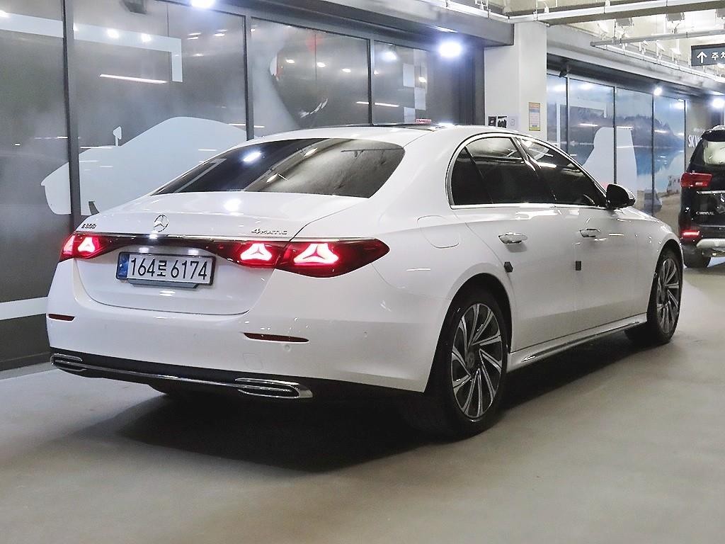 벤츠 E 클래스 E-클래스 W214 E300 4MATIC 익스클루시브 이미지 4