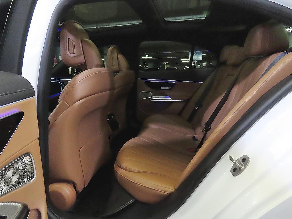 벤츠 E 클래스 E-클래스 W214 E300 4MATIC 익스클루시브 이미지 7