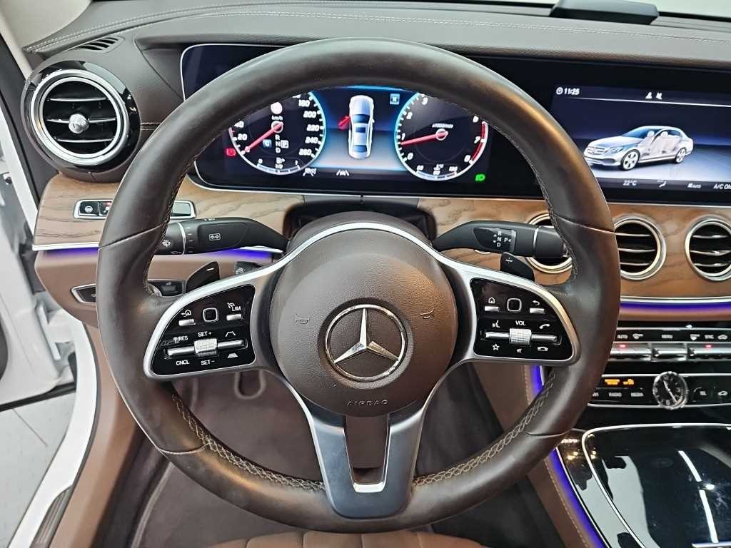 벤츠 E 클래스 E-클래스 W213 E300 4MATIC 익스클루시브 이미지 9
