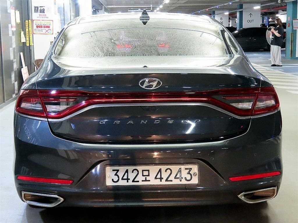 현대 그랜저 그랜저 IG 3.0 LPI 익스클루시브(렌터카) 이미지 5