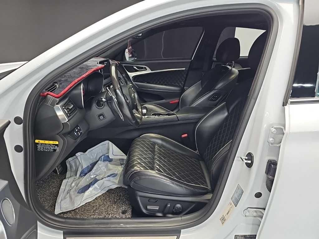 제네시스 G70 3.3T 스포츠 AWD 슈프림 이미지 11