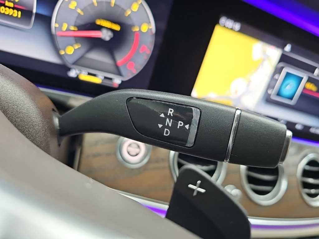 벤츠 E 클래스 E-클래스 W213 E300 4MATIC 익스클루시브 이미지 8