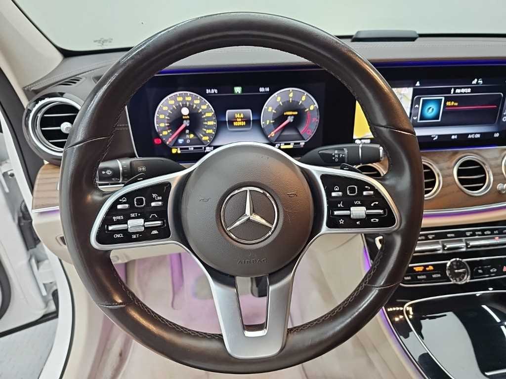벤츠 E 클래스 E-클래스 W213 E300 4MATIC 익스클루시브 이미지 9