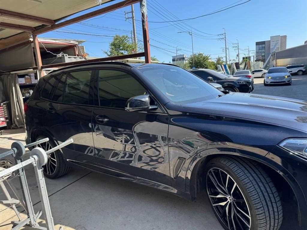 BMW X5 X5 (G05) M50i 이미지 3