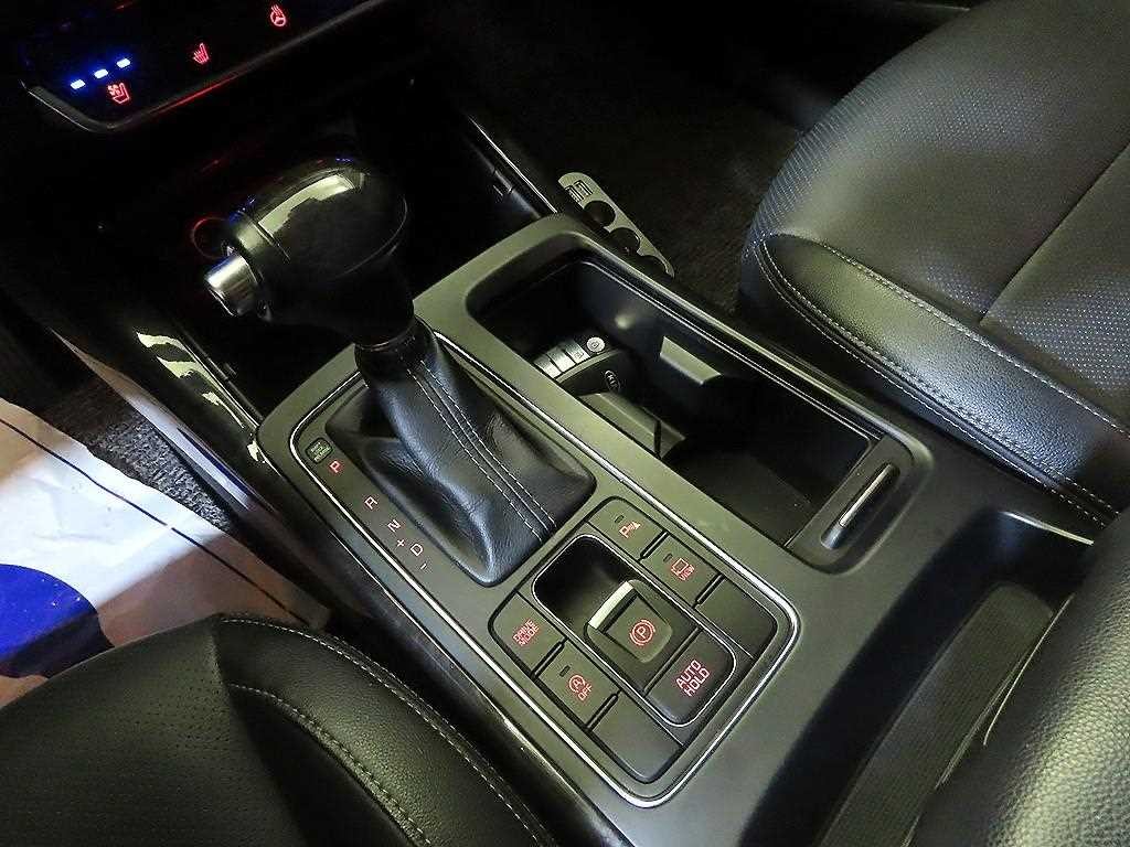 기아 쏘렌토 올 뉴 쏘렌토 디젤 2WD 2.0 노블레스 기본형 이미지 12