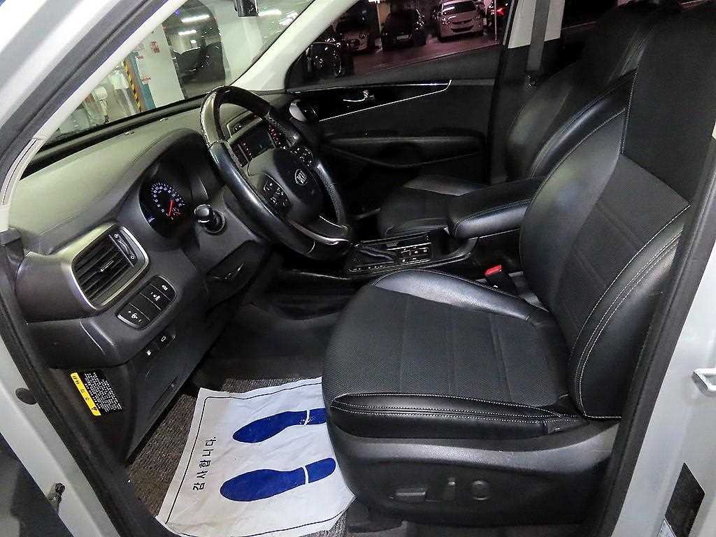 기아 쏘렌토 올 뉴 쏘렌토 디젤 2WD 2.0 노블레스 기본형 이미지 6