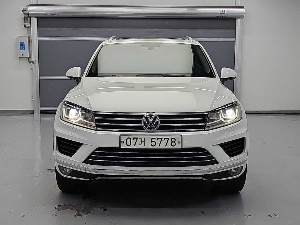 폭스바겐 투아렉 뉴 투아렉 V6 3.0 TDI 블루모션 프리미엄 이미지 2