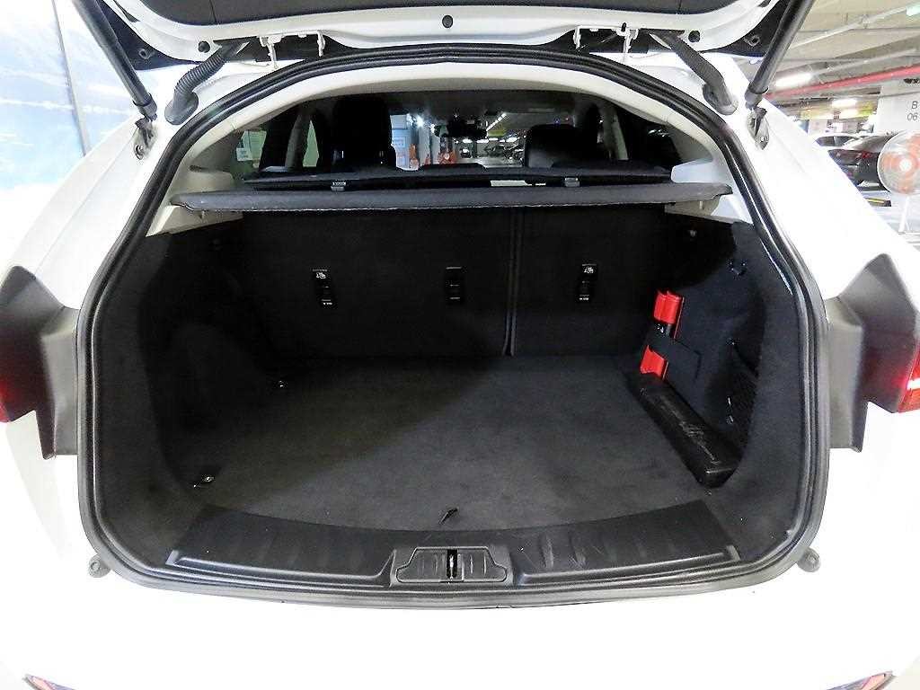 재규어 E-PACE P250 SE 이미지 17