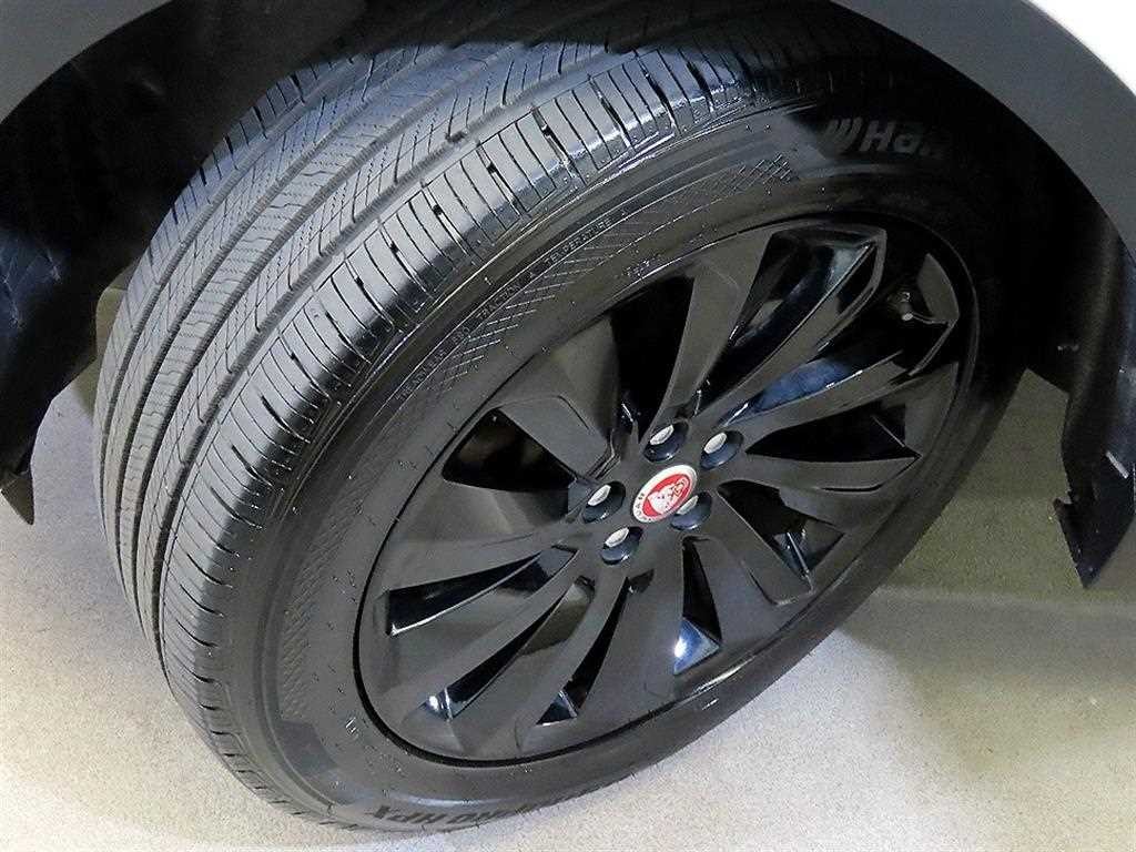 재규어 E-PACE P250 SE 이미지 20