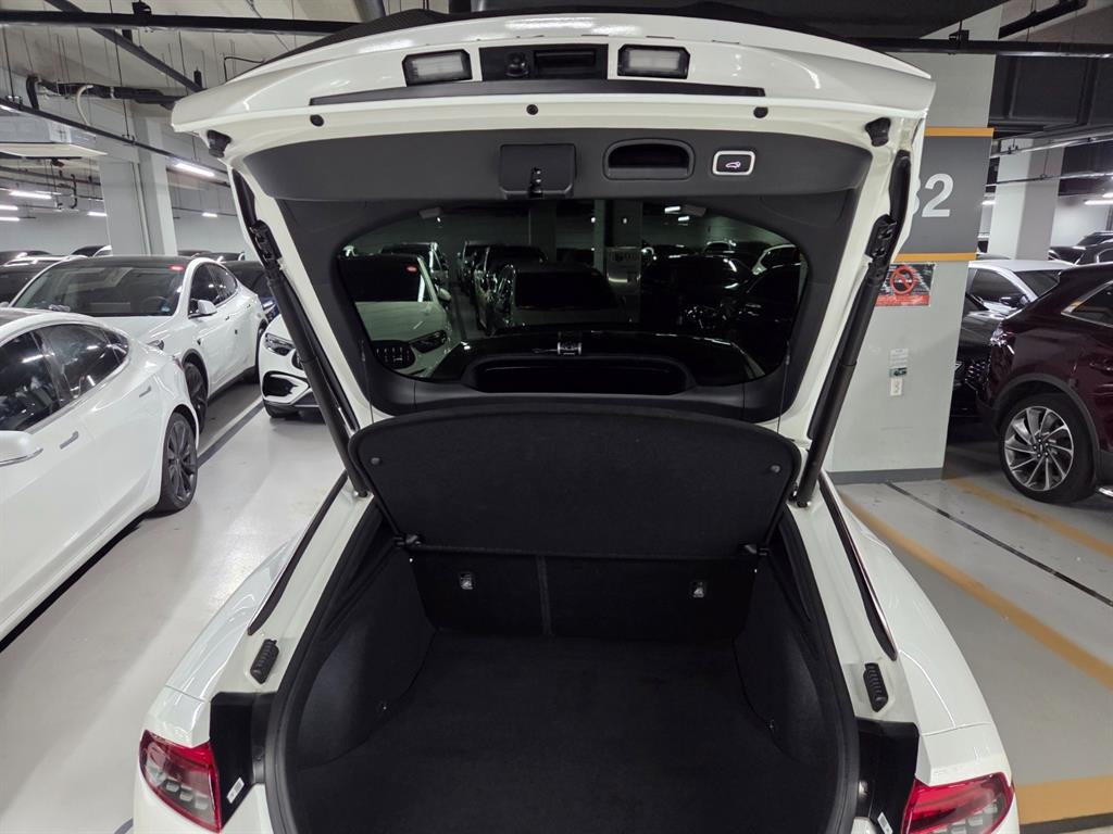 기아 스팅어 스팅어 마이스터 AWD 3.3 GT 마스터즈 터보 패키지 이미지 17