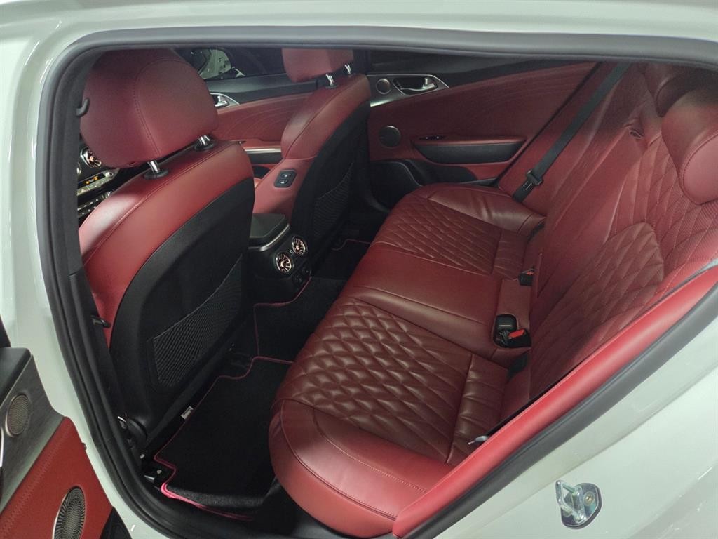 기아 스팅어 스팅어 마이스터 AWD 3.3 GT 마스터즈 터보 패키지 이미지 6