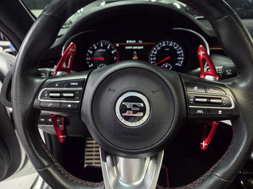기아 스팅어 스팅어 마이스터 AWD 3.3 GT 마스터즈 터보 패키지 이미지 9