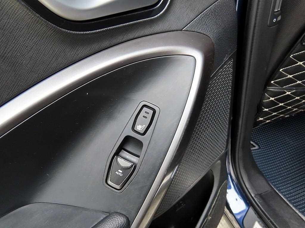 현대 맥스크루즈 더뉴맥스크루즈 E-VGT R2.2 4WD 익스클루시브 스페셜 이미지 14