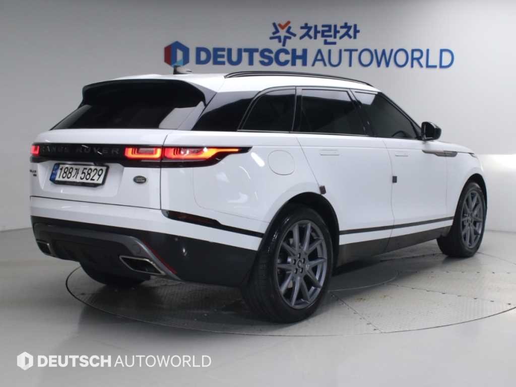 랜드로버 레인지로버 벨라 3.0 P400 R-다이나믹 HSE 이미지 2
