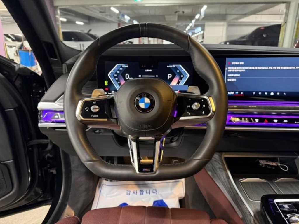 BMW 7시리즈 7시리즈 (G70) 740i xDrive M 스포츠 이미지 8