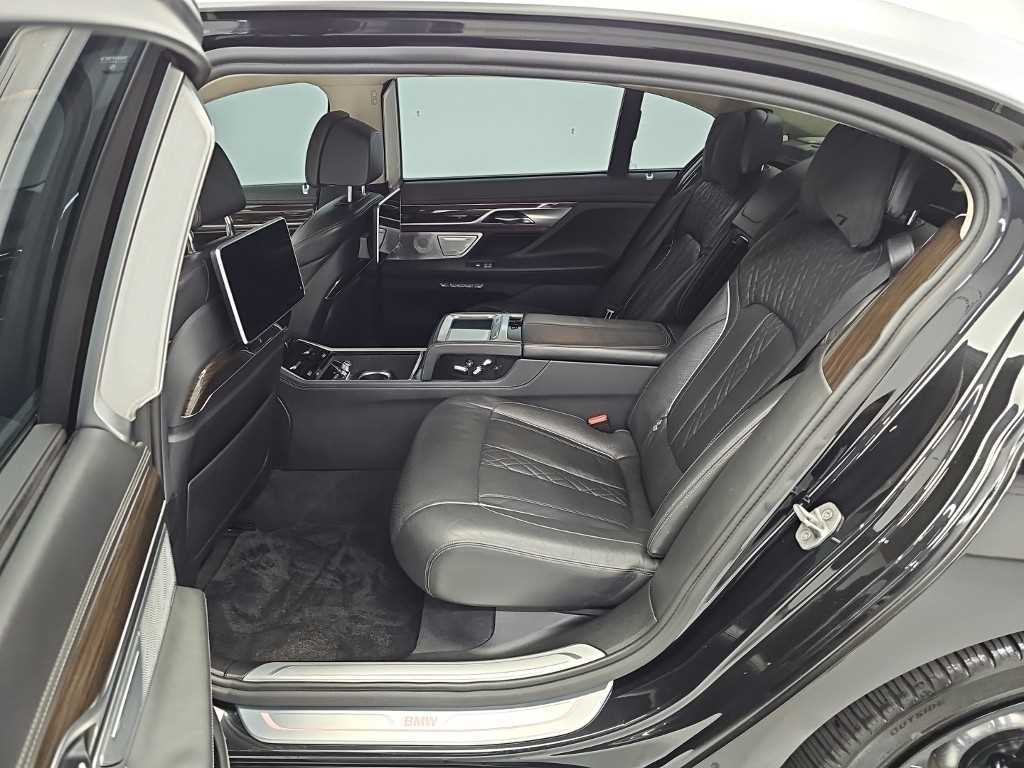BMW 7시리즈 7시리즈 (G11) 750Li xDrive 프레스티지 이미지 12