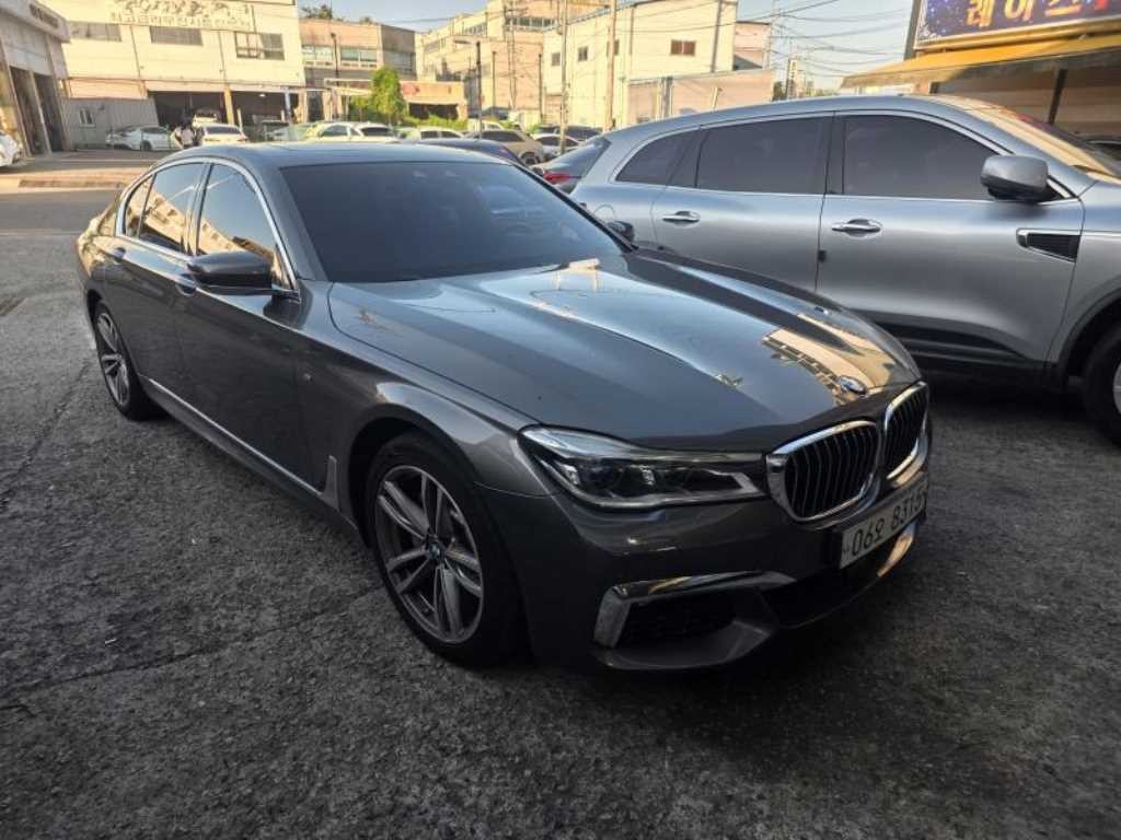 BMW 7시리즈 7시리즈 (G11) 730d xDrive M 스포츠 이미지 1