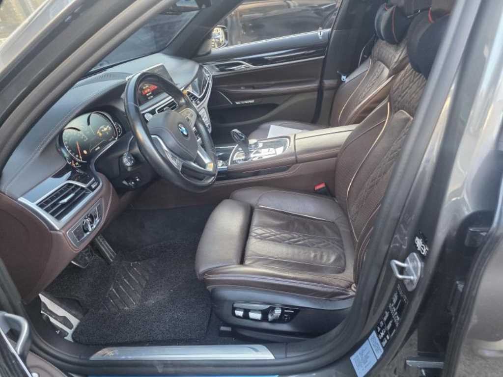 BMW 7시리즈 7시리즈 (G11) 730d xDrive M 스포츠 이미지 14