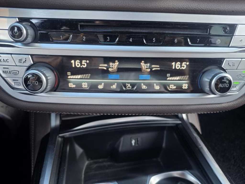 BMW 7시리즈 7시리즈 (G11) 730d xDrive M 스포츠 이미지 6