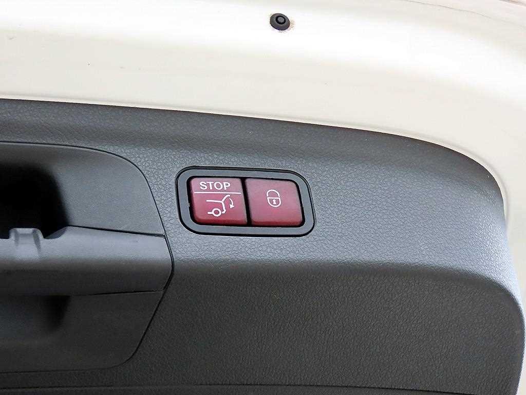 벤츠 GLE 클래스 GLE 클래스 W167 GLE 300d 4MATIC 이미지 17