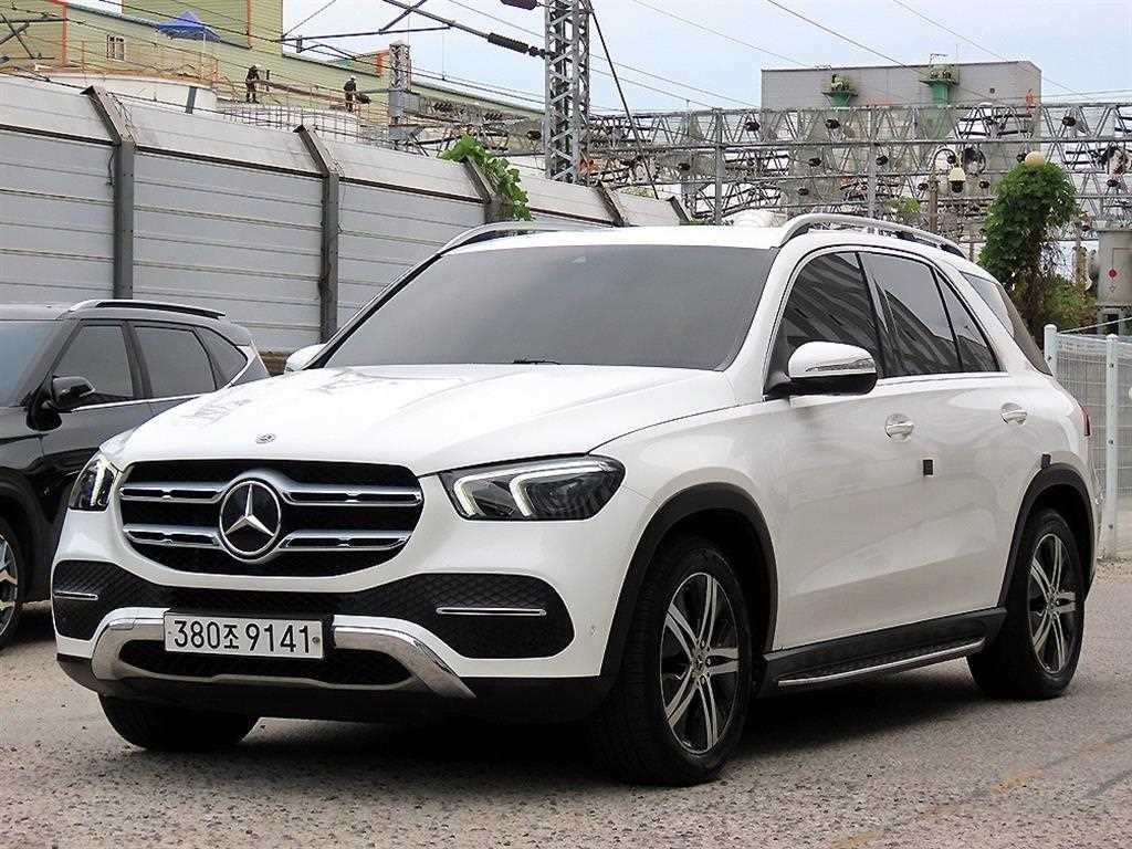 벤츠 GLE 클래스 GLE 클래스 W167 GLE 300d 4MATIC 이미지 2