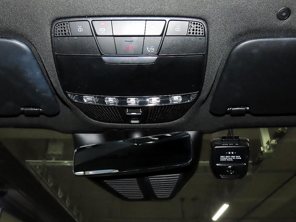 벤츠 GLC 클래스 GLC클래스 X253 GLC 300 e 4MATIC 이미지 13