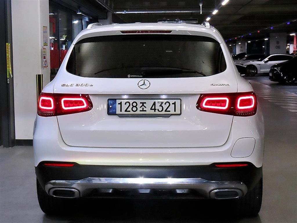 벤츠 GLC 클래스 GLC클래스 X253 GLC 300 e 4MATIC 이미지 5