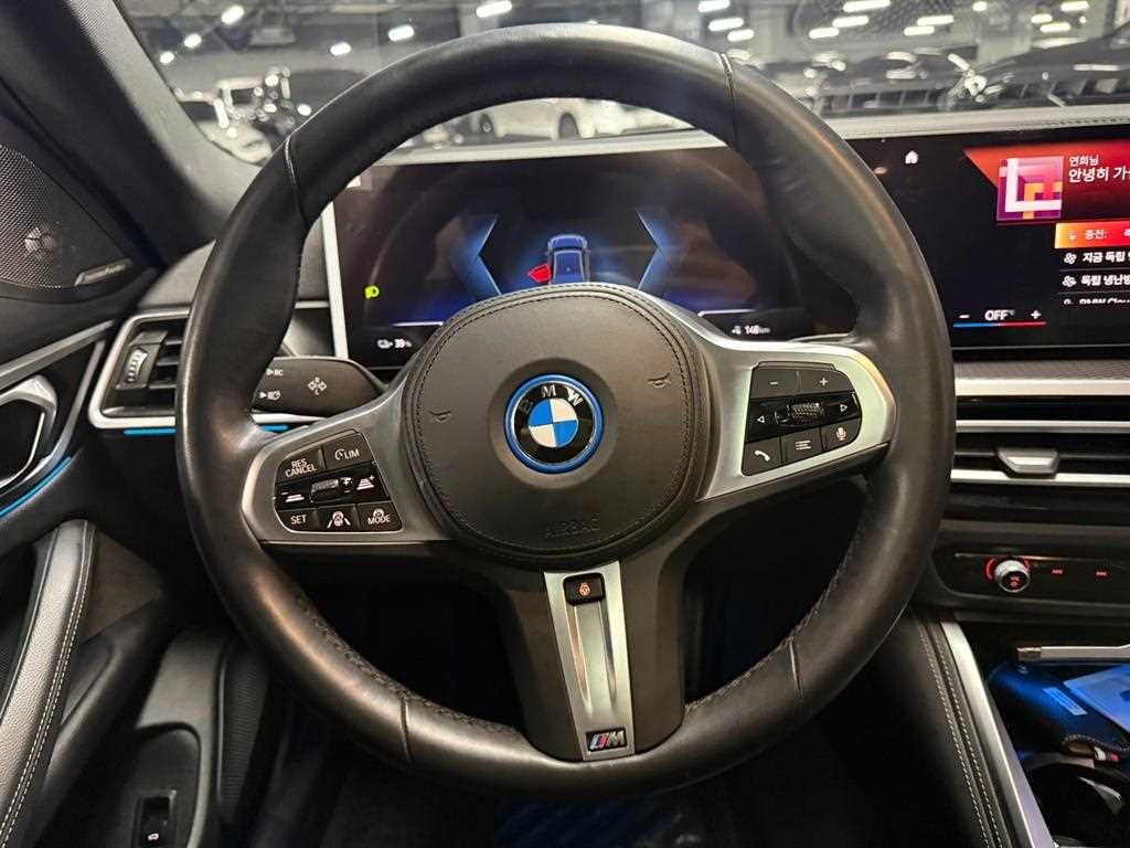 BMW i4 eDrive 40 M 스포츠 프로 이미지 8