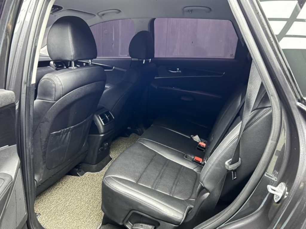 기아 쏘렌토 더 뉴 쏘렌토 디젤 2.2 2WD 넘버원 에디션 이미지 6