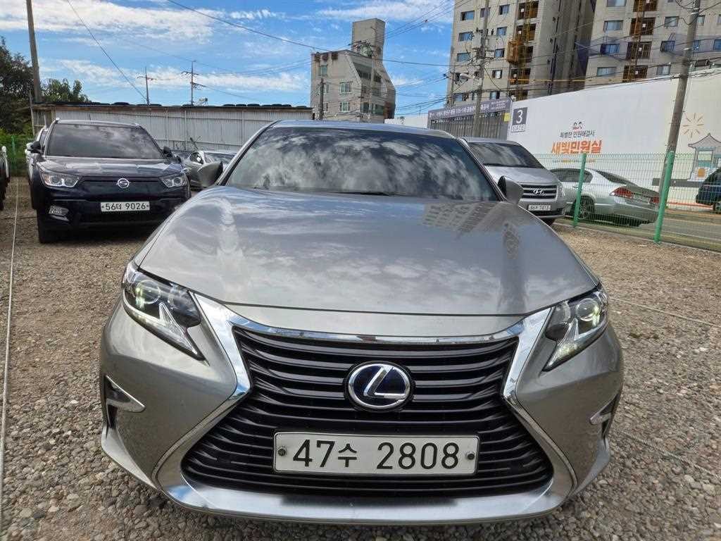 렉서스 ES 뉴ES300h 슈프림 이미지 6
