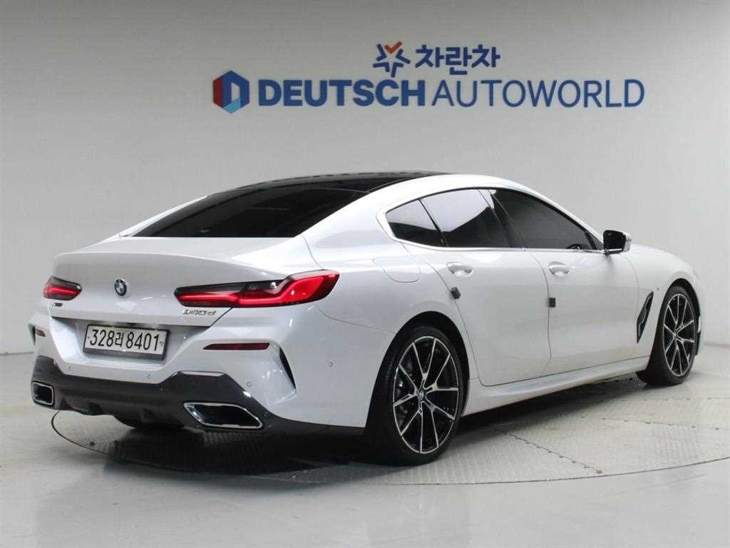 BMW 8시리즈 8시리즈 (G15) 840d xDrive M 스포츠 그란쿠페 기본형 이미지 3