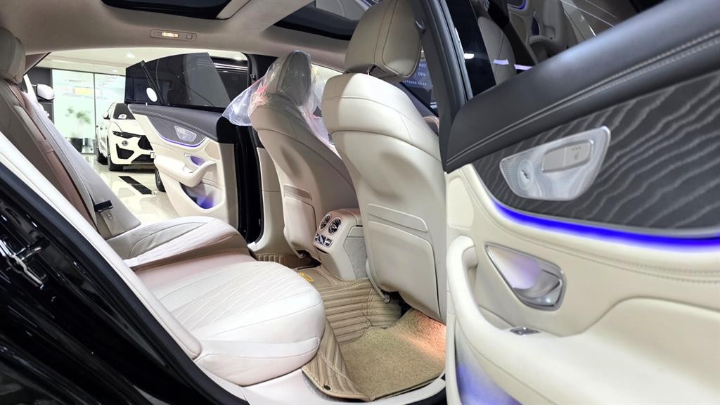 벤츠 AMG GT 4도어 43 4MATIC+ 이미지 13