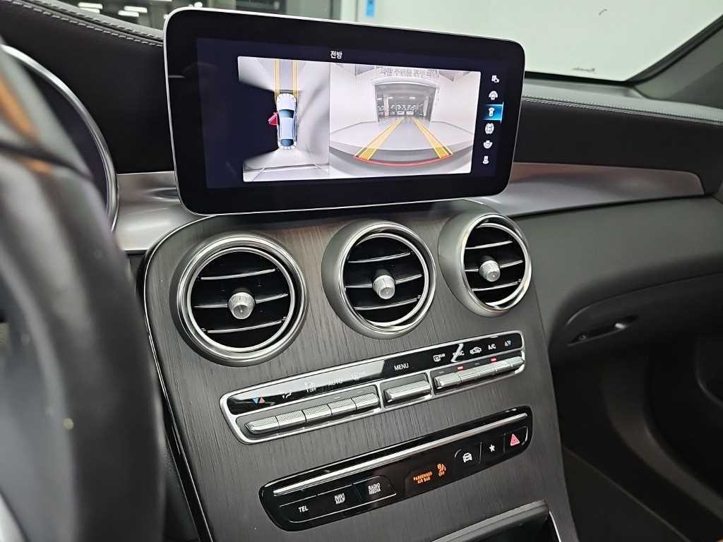 벤츠 GLC 클래스 GLC클래스 X253 GLC 300 4MATIC 쿠페 이미지 10
