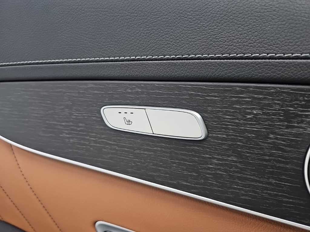 벤츠 GLC 클래스 GLC클래스 X253 GLC 300 4MATIC 쿠페 이미지 13