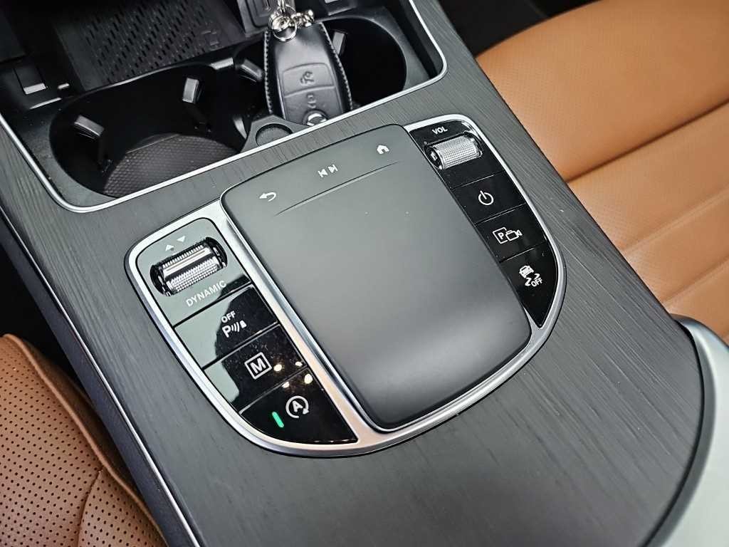 벤츠 GLC 클래스 GLC클래스 X253 GLC 300 4MATIC 쿠페 이미지 17