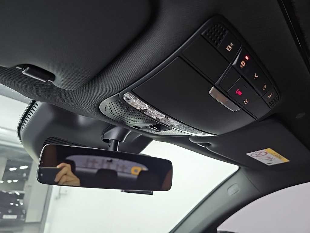 벤츠 GLC 클래스 GLC클래스 X253 GLC 300 4MATIC 쿠페 이미지 18