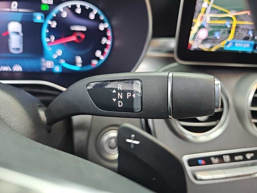 벤츠 GLC 클래스 GLC클래스 X253 GLC 300 4MATIC 쿠페 이미지 8