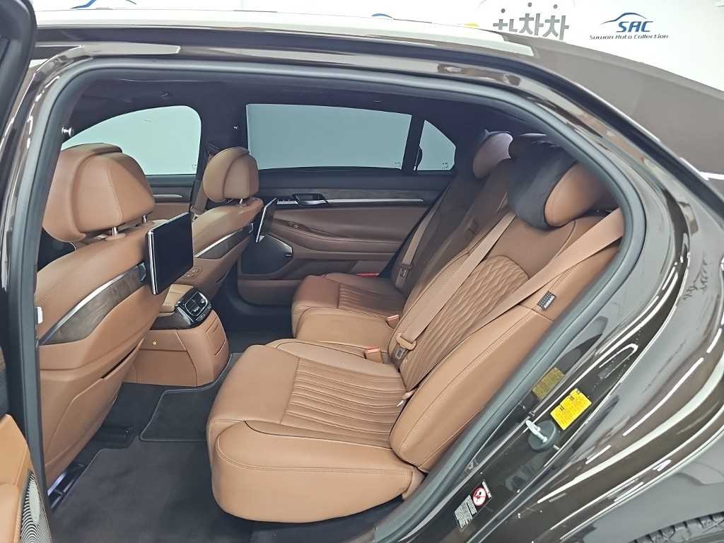 제네시스 G90 3.8 GDI AWD 프레스티지 이미지 12