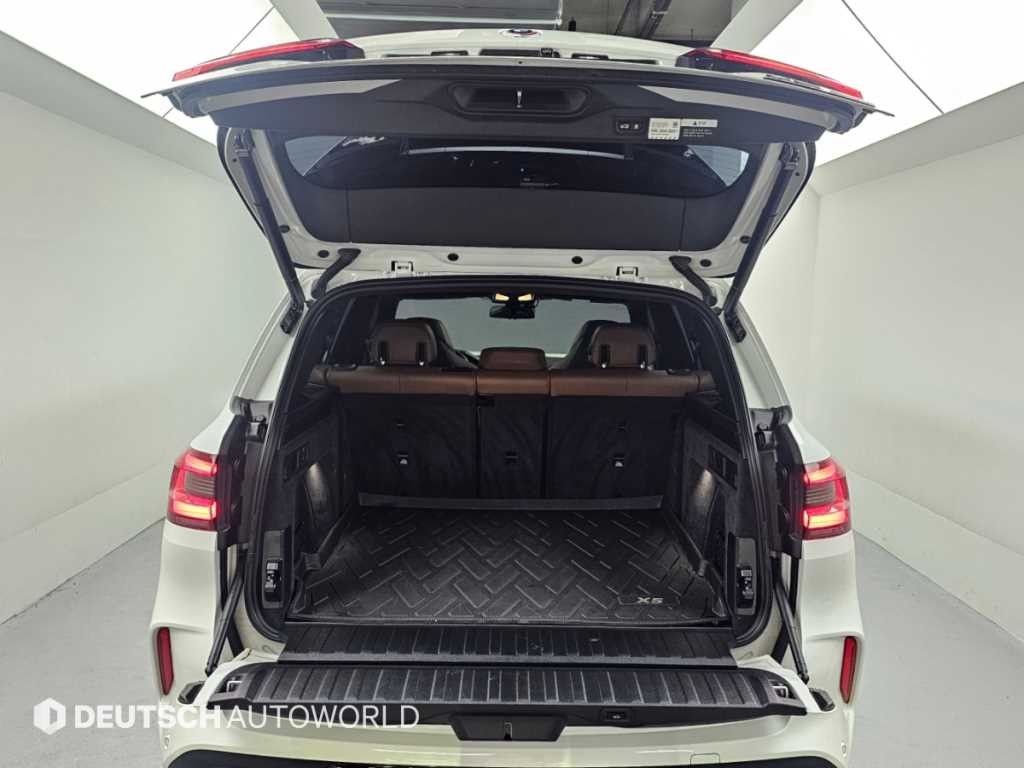 BMW X5M X5M (F95) 4.4 컴페티션 이미지 19