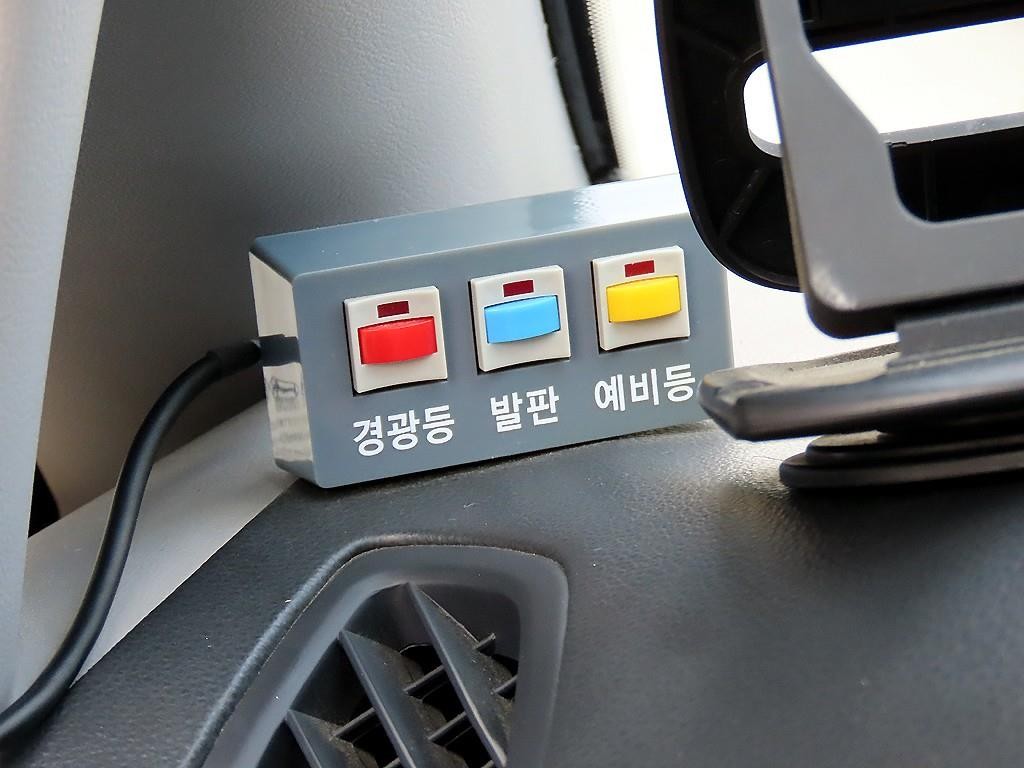 현대 스타렉스 더 뉴 그랜드 스타렉스 어린이보호차 12인승 이미지 14
