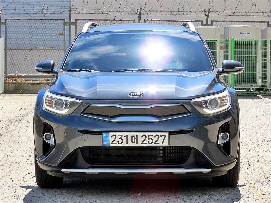 기아 스토닉 디젤 1.6 트렌디 이미지 1